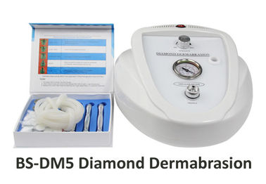 Máquina portátil de Microdermabrasion de la cáscara del diamante del salón de belleza para el rejuvenecimiento de la piel