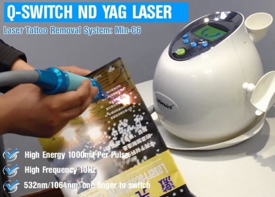 Equipo portátil del retiro del tatuaje del laser del Nd Yag del interruptor de la máquina Q del laser de Pico
